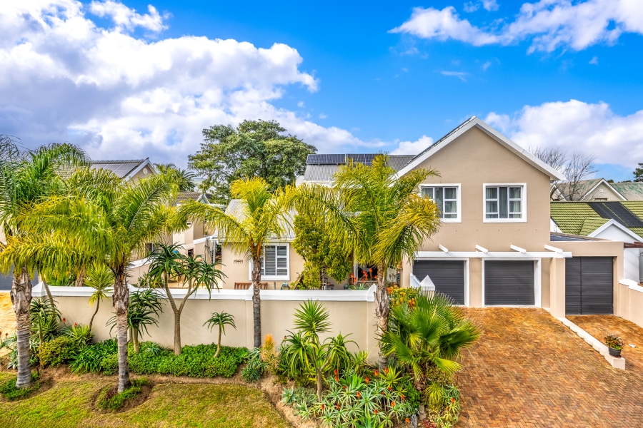 4 Bedroom Property for Sale in Zevendal Western Cape